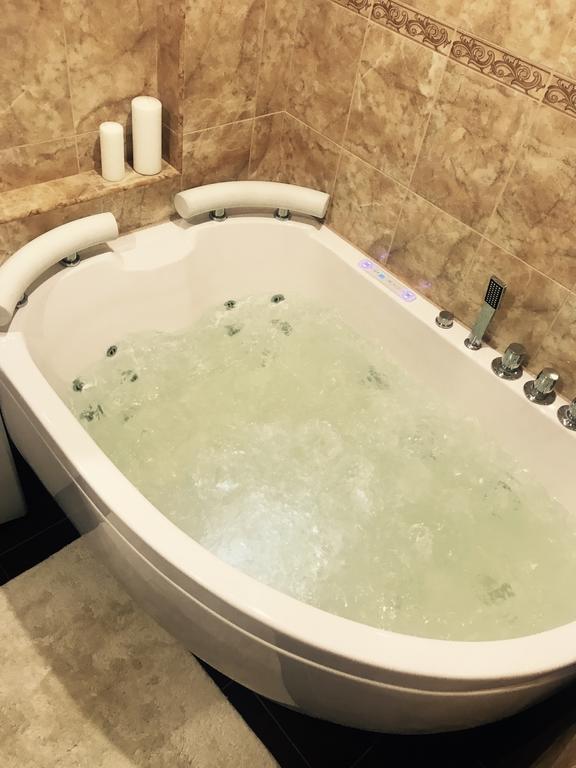 Trumpalaike Buto Nuoma Rokiskyje Su Jacuzzi Rokiskis Exterior photo